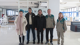 Iranian Customer Visits Chengyi Factory